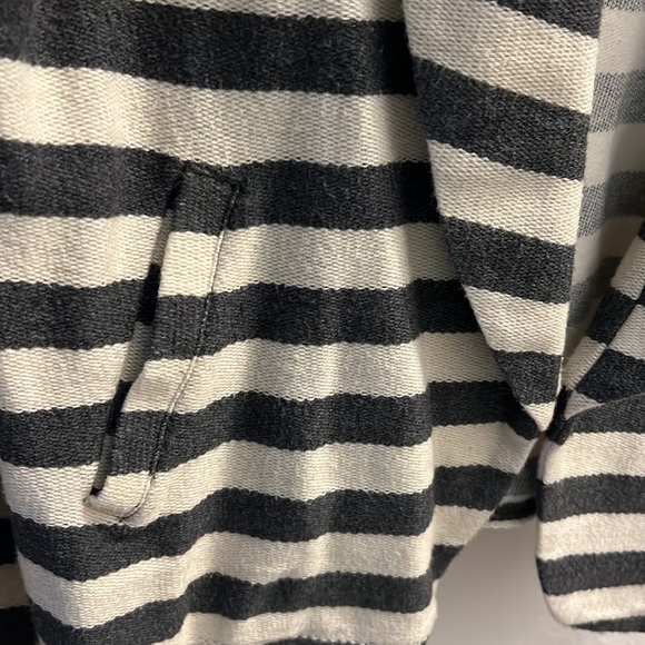 Anne Taylor Loft Stripe Linen Blazer Size Large - Picture 5 of 7